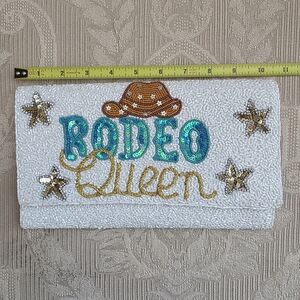 NEW Rodeo Queen Beaded White and Gold Magnetic Clutch With Removable Gold Chain